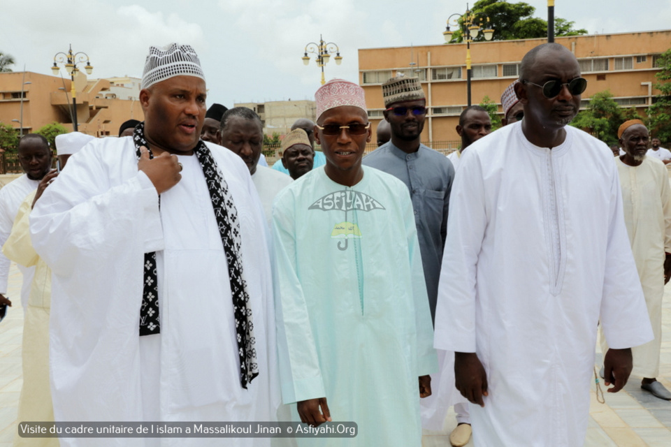 PHOTOS - Visite du Cadre Unitaire de l'islam à la Grande Mosquée Massalikoul Jinaan. L’histoire de la belle cohabitation religieuse du Sénégal.magnifiée