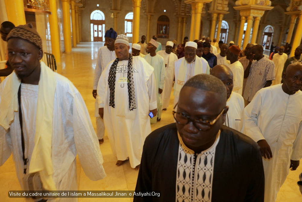 PHOTOS - Visite du Cadre Unitaire de l'islam à la Grande Mosquée Massalikoul Jinaan. L’histoire de la belle cohabitation religieuse du Sénégal.magnifiée