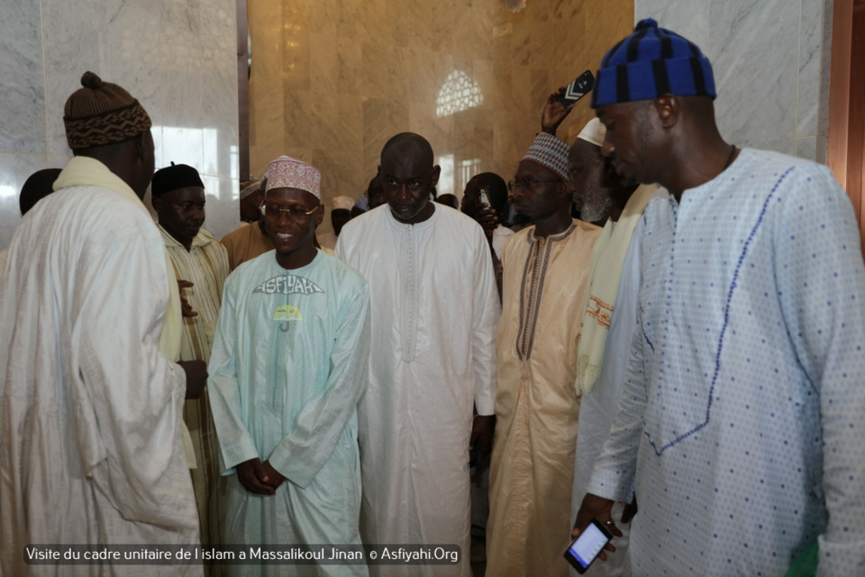 PHOTOS - Visite du Cadre Unitaire de l'islam à la Grande Mosquée Massalikoul Jinaan. L’histoire de la belle cohabitation religieuse du Sénégal.magnifiée