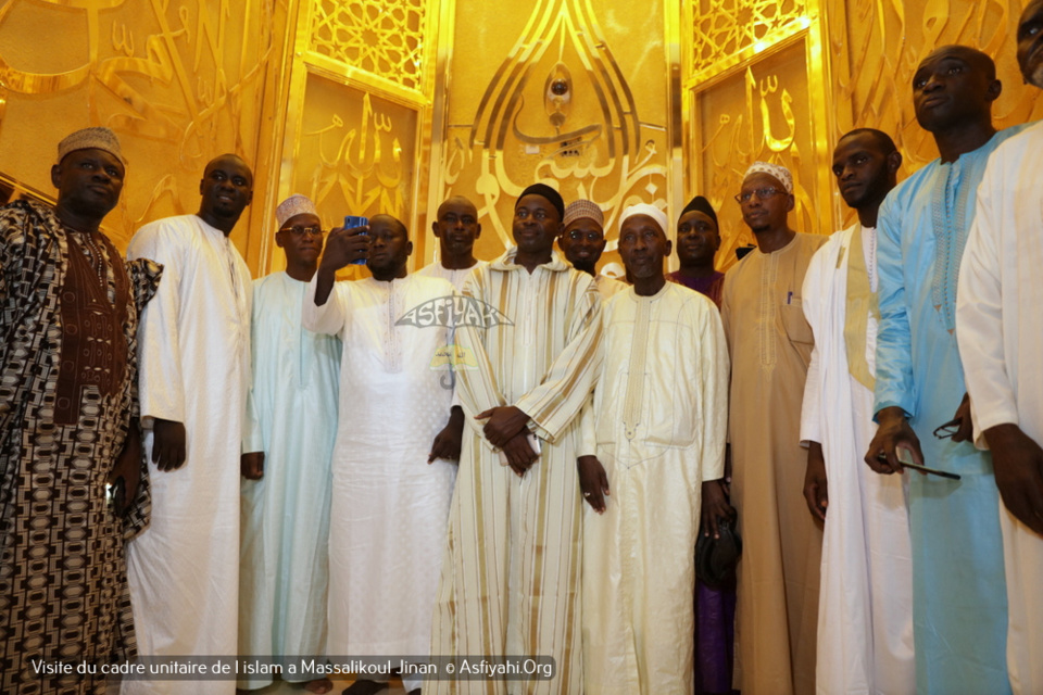 PHOTOS - Visite du Cadre Unitaire de l'islam à la Grande Mosquée Massalikoul Jinaan. L’histoire de la belle cohabitation religieuse du Sénégal.magnifiée