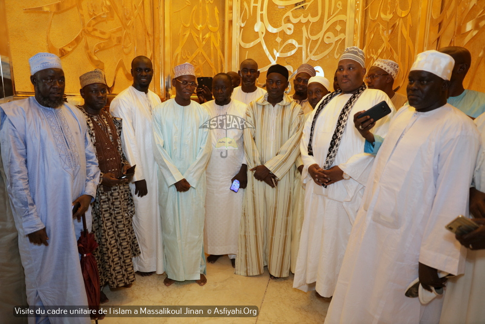 PHOTOS - Visite du Cadre Unitaire de l'islam à la Grande Mosquée Massalikoul Jinaan. L’histoire de la belle cohabitation religieuse du Sénégal.magnifiée