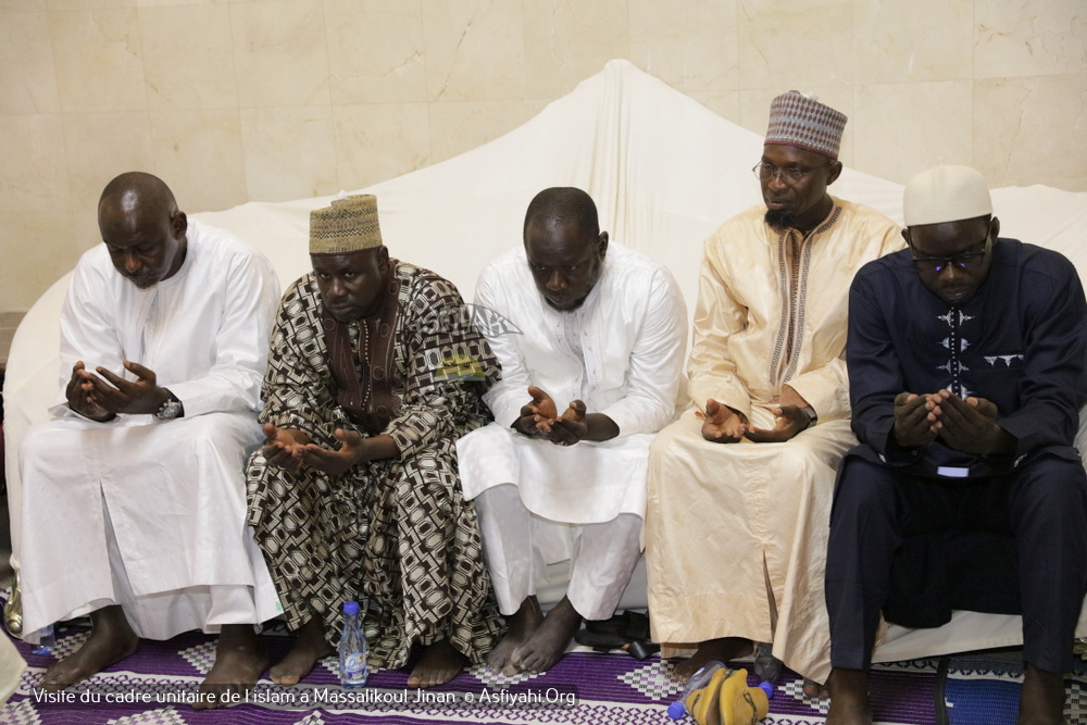 PHOTOS - Visite du Cadre Unitaire de l'islam à la Grande Mosquée Massalikoul Jinaan. L’histoire de la belle cohabitation religieuse du Sénégal.magnifiée