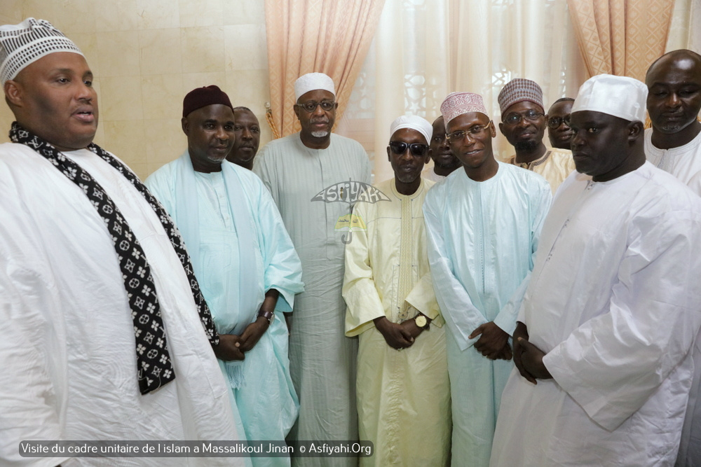 PHOTOS - Visite du Cadre Unitaire de l'islam à la Grande Mosquée Massalikoul Jinaan. L’histoire de la belle cohabitation religieuse du Sénégal.magnifiée