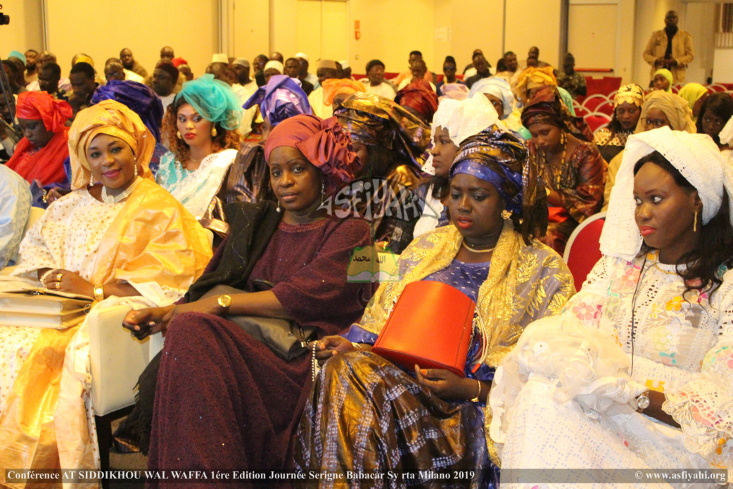 PHOTO - ITALIE - MILAN : Les Images de la Journée Serigne Babacar Sy rta à Milano présidée par Serigne Moustapha Sy Abdou et animée par El hadji Doudou Kend Mbaye PHOTO - ITALIE - MILAN : Les Images de la Journée Serigne Babacar Sy rta à Milano présidée par Serigne Moustapha Sy Abdou et animée par El hadji Doudou Kend Mbaye