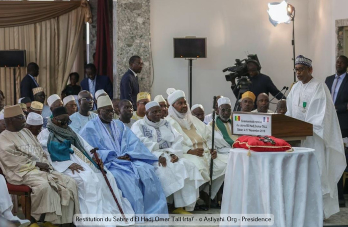 PHOTOS - Le sabre de l’Aigle d’Alwar d'ElHadj Oumar Tall (rta) restitué au Sénégal 