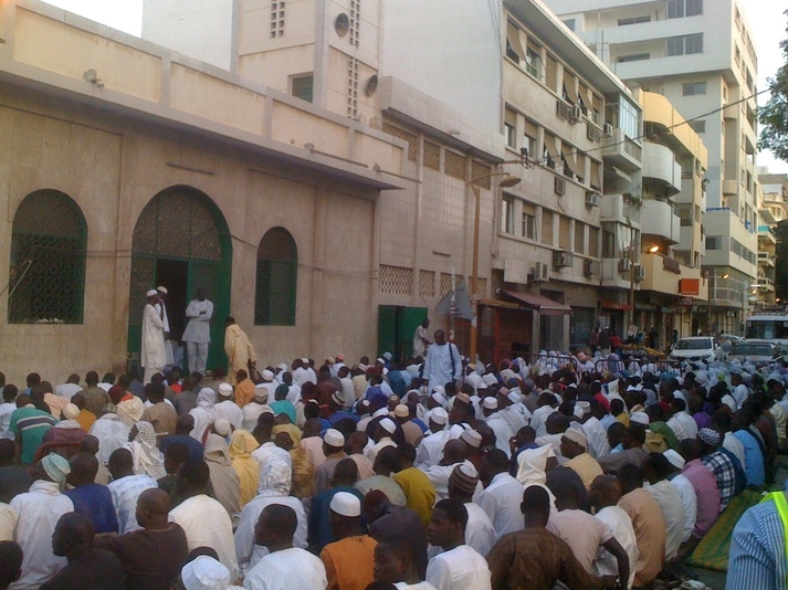 PHOTOS - Prières pour des Elections calmes et apaisées à la Zawiya El hadj Malick Sy de Dakar 