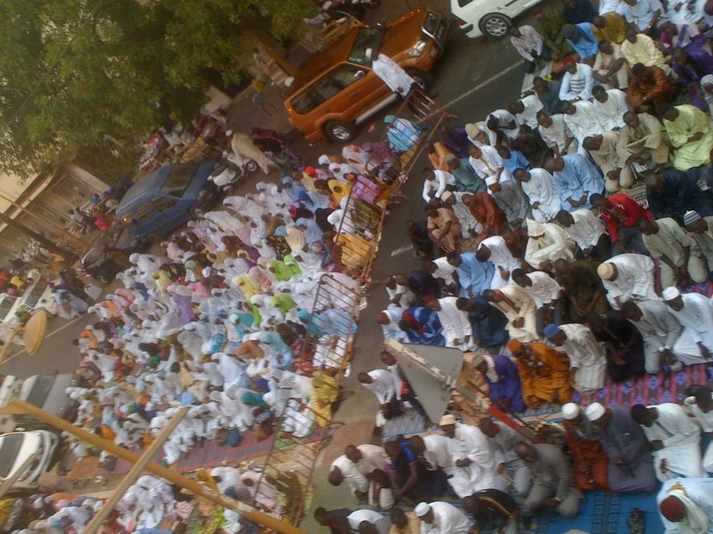 PHOTOS - Prières pour des Elections calmes et apaisées à la Zawiya El hadj Malick Sy de Dakar 