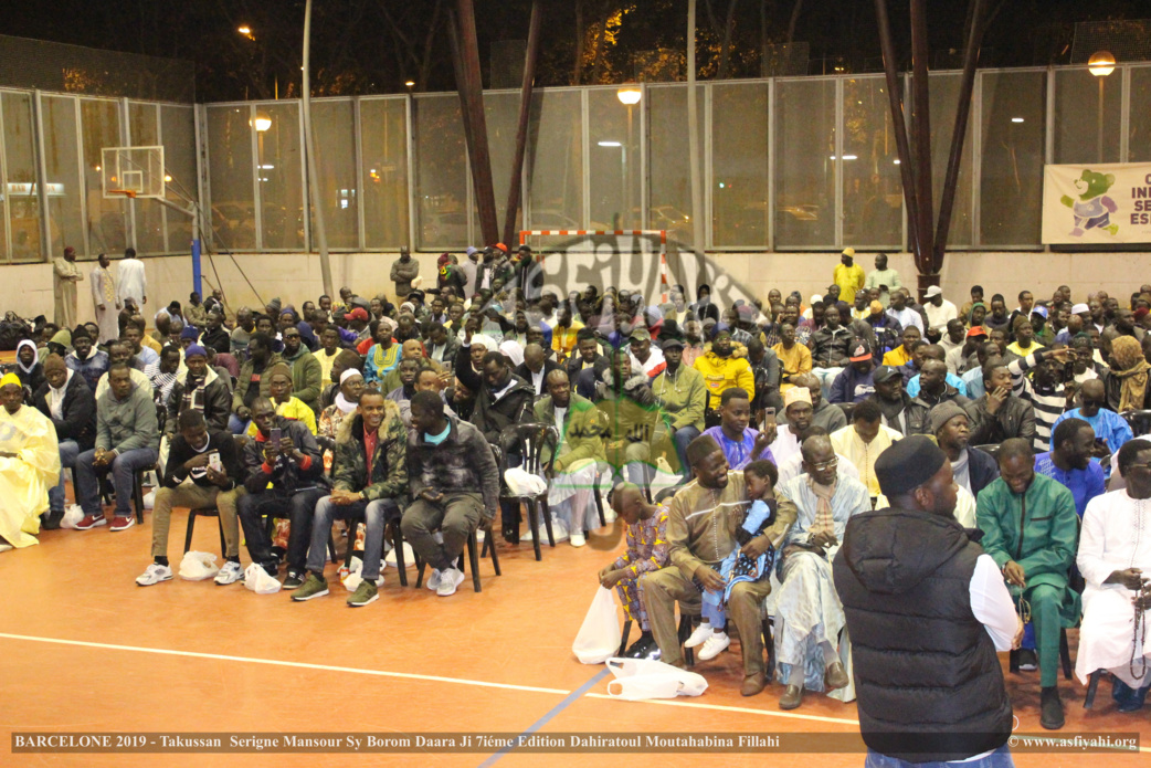 PHOTO - ESPAGNE - BARCELONE : Les Images du Takoussan Serigne Mansour Sy Borom Daara Ji prèsidé par Serigne Habib Sy Mansour et animé par El Hadji Sam Mboup