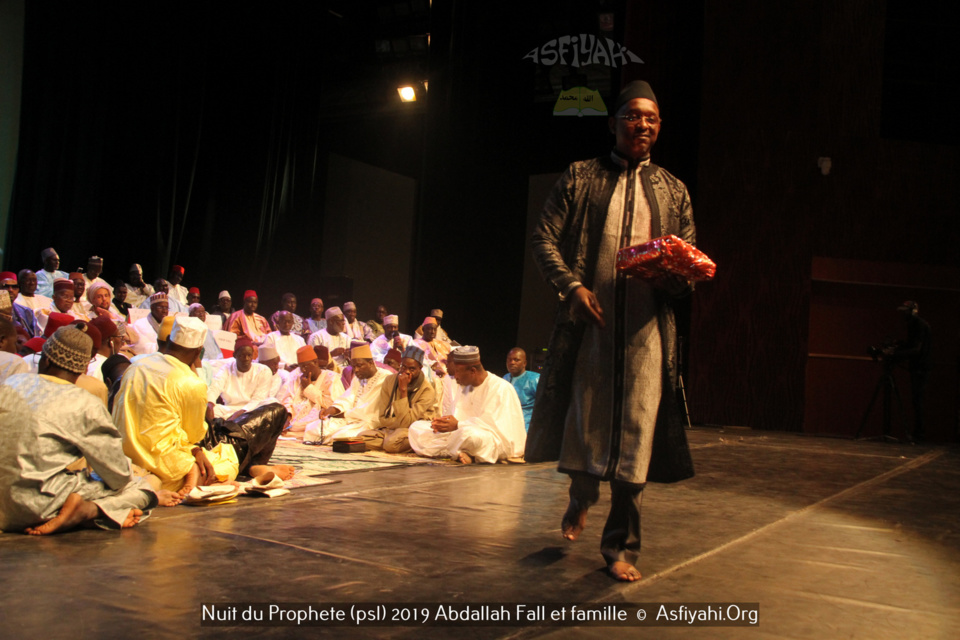PHOTOS - GRAND THÉÂTRE - Les Images de la nuit du Prophète (psl) organisée par El Haddj Abdallah Fall et famille
