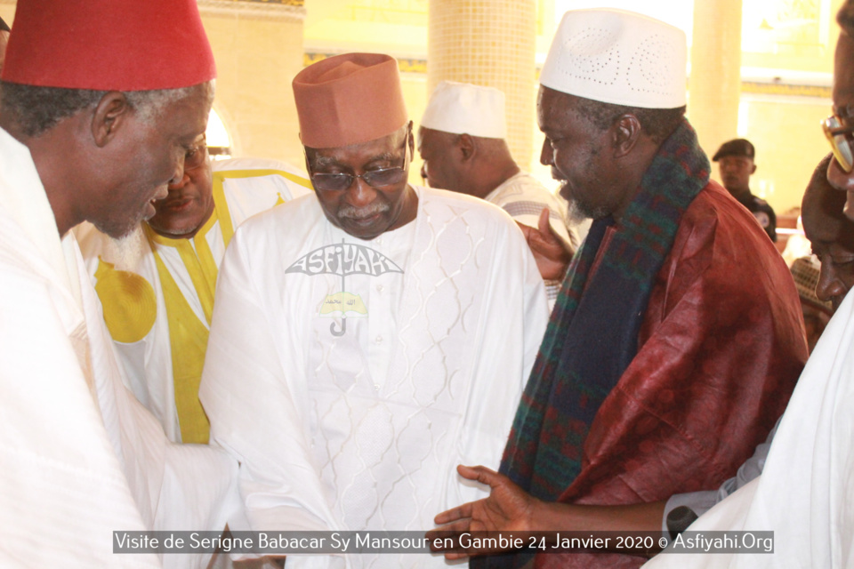PHOTOS - GAMBIE - Serigne Babacar Sy Mansour assiste à la Prière de ce Vendredi 24 janvier et reçoit une délégation du parlement  de la CEDEAO 