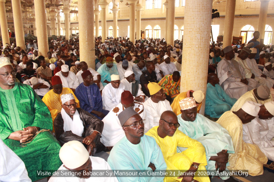 PHOTOS - GAMBIE - Serigne Babacar Sy Mansour assiste à la Prière de ce Vendredi 24 janvier et reçoit une délégation du parlement  de la CEDEAO 