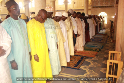 PHOTOS - GAMBIE - Serigne Babacar Sy Mansour assiste à la Prière de ce Vendredi 24 janvier et reçoit une délégation du parlement  de la CEDEAO 