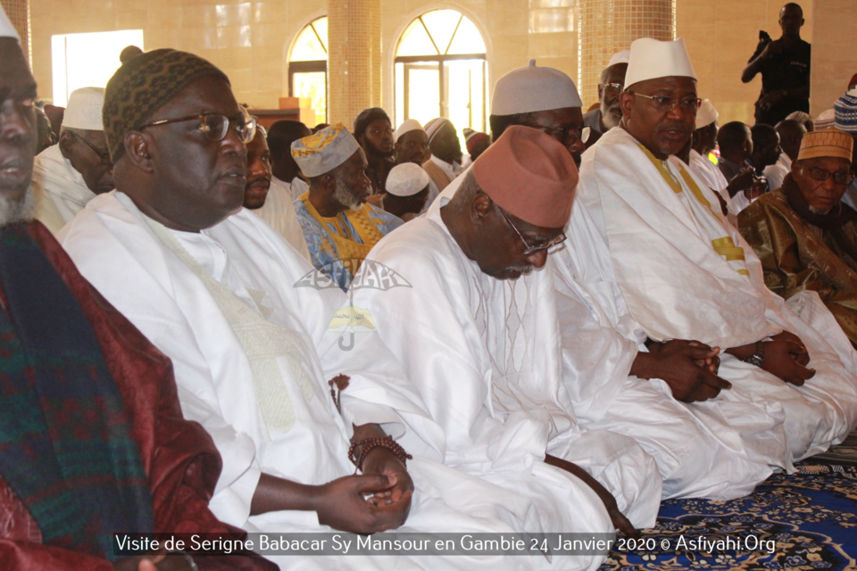 PHOTOS - GAMBIE - Serigne Babacar Sy Mansour assiste à la Prière de ce Vendredi 24 janvier et reçoit une délégation du parlement  de la CEDEAO 