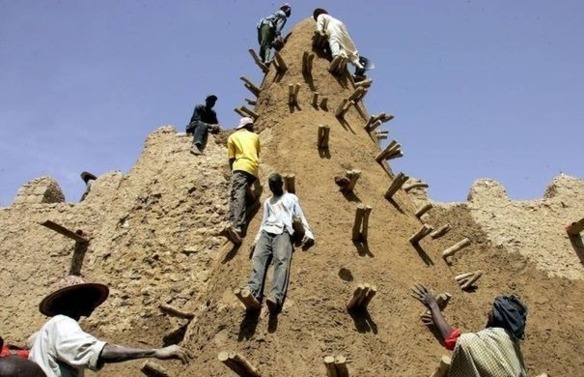 MALI : Destruction des mausolées de Tombouctou "la cité des 333 saints" par les islamistes d’Ansar Dine