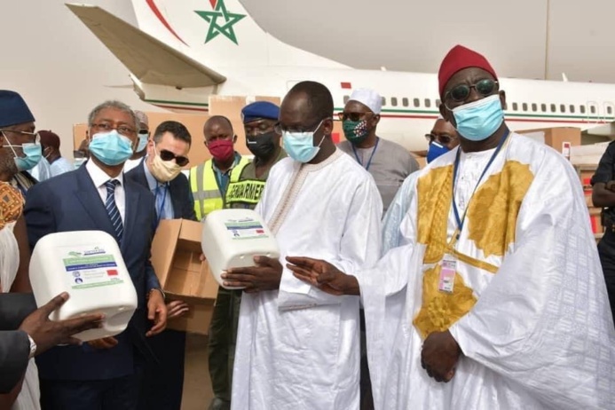 PHOTOS ET VIDEO - La Fondation Mohamed 6 des Oulémas Africains magnifie le Don du Royaume du Maroc à la République Sénégal dans le cadre de sa riposte contre le nouveau coronavirus PHOTOS ET VIDEO - La Fondation Mohamed 6 des Oulémas Africains magnifie le Don du Royaume du Maroc à la République Sénégal dans le cadre de sa riposte contre le nouveau coronavirus