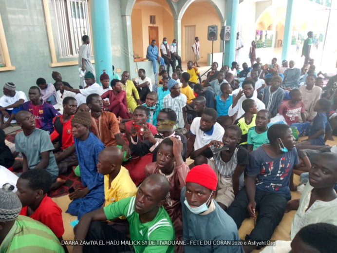 PHOTOS - FÊTE DU CORAN AU DAARA de la ZAWIYA ELHADJI MALICK SY de TIVAOUANE - Les apprenants prennent congés (BEUR) pour les besoins de la Tabaski PHOTOS - FÊTE DU CORAN AU DAARA de la ZAWIYA ELHADJI MALICK SY de TIVAOUANE - Les apprenants prennent congés (BEUR) pour les besoins de la Tabaski