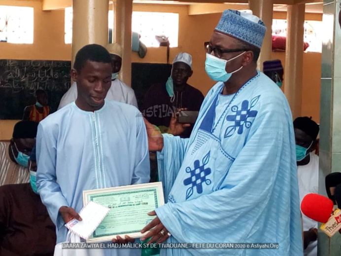 PHOTOS - FÊTE DU CORAN AU DAARA de la ZAWIYA ELHADJI MALICK SY de TIVAOUANE - Les apprenants prennent congés (BEUR) pour les besoins de la Tabaski PHOTOS - FÊTE DU CORAN AU DAARA de la ZAWIYA ELHADJI MALICK SY de TIVAOUANE - Les apprenants prennent congés (BEUR) pour les besoins de la Tabaski