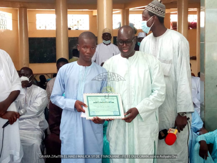 PHOTOS - FÊTE DU CORAN AU DAARA de la ZAWIYA ELHADJI MALICK SY de TIVAOUANE - Les apprenants prennent congés (BEUR) pour les besoins de la Tabaski PHOTOS - FÊTE DU CORAN AU DAARA de la ZAWIYA ELHADJI MALICK SY de TIVAOUANE - Les apprenants prennent congés (BEUR) pour les besoins de la Tabaski
