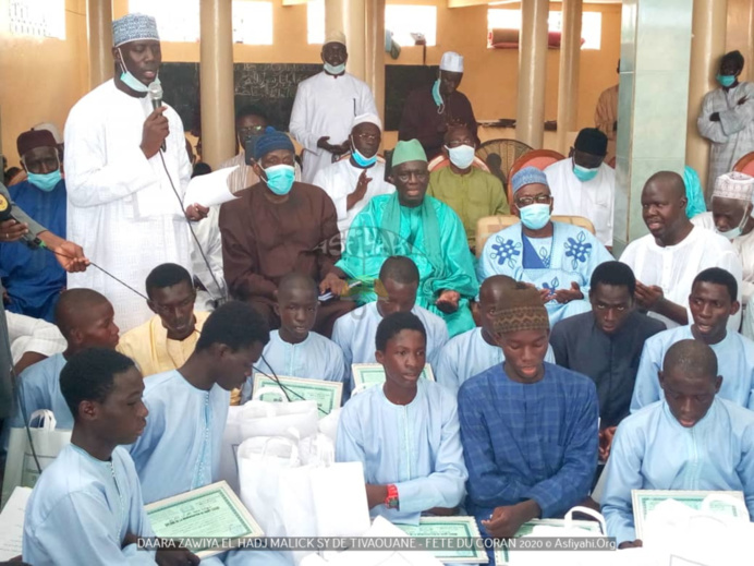 PHOTOS - FÊTE DU CORAN AU DAARA de la ZAWIYA ELHADJI MALICK SY de TIVAOUANE - Les apprenants prennent congés (BEUR) pour les besoins de la Tabaski PHOTOS - FÊTE DU CORAN AU DAARA de la ZAWIYA ELHADJI MALICK SY de TIVAOUANE - Les apprenants prennent congés (BEUR) pour les besoins de la Tabaski