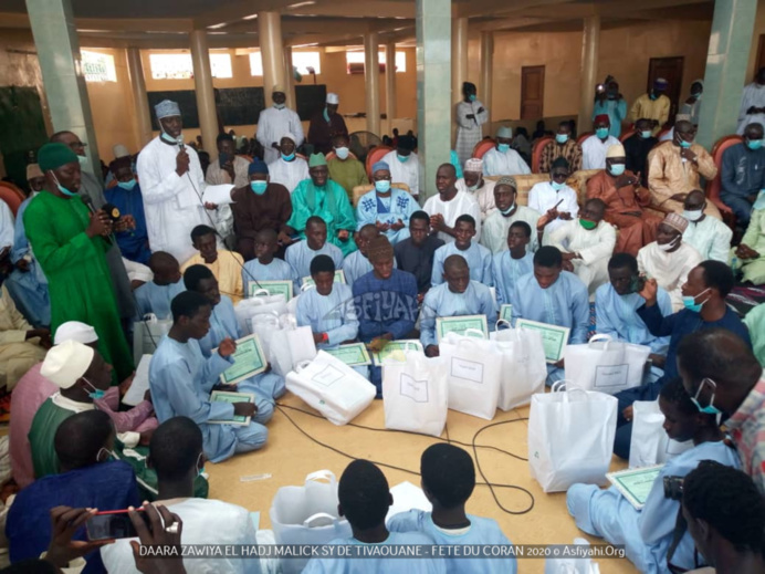 PHOTOS - FÊTE DU CORAN AU DAARA de la ZAWIYA ELHADJI MALICK SY de TIVAOUANE - Les apprenants prennent congés (BEUR) pour les besoins de la Tabaski PHOTOS - FÊTE DU CORAN AU DAARA de la ZAWIYA ELHADJI MALICK SY de TIVAOUANE - Les apprenants prennent congés (BEUR) pour les besoins de la Tabaski