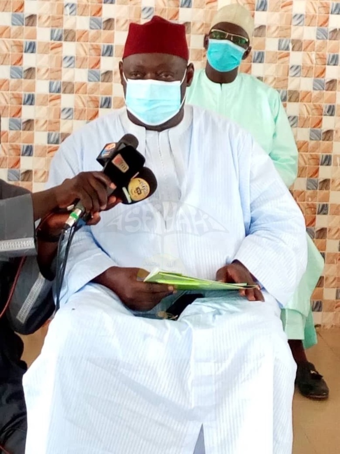 PHOTOS - DIAKSAO - SANTÉ PUBLIQUE: Important Don de la famille de Seydil Hadj Malick SY d'une valeur de 40 millions en matériel médical dont une ambulance médicalisée PHOTOS - DIAKSAO - SANTÉ PUBLIQUE: Important Don de la famille de Seydil Hadj Malick SY d'une valeur de 40 millions en matériel médical dont une ambulance médicalisée