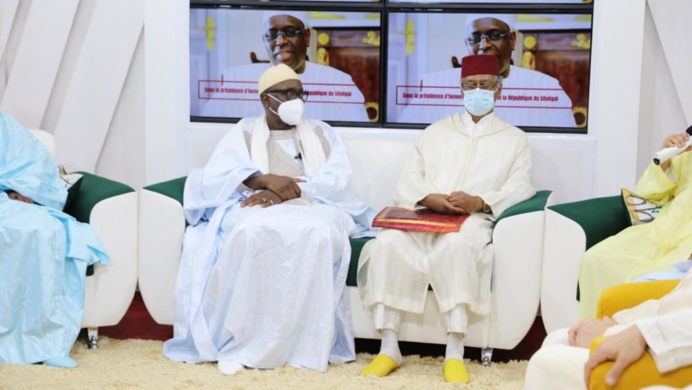 PHOTOS ET VIDÉO: Plateau Spécial 40éme Edition Journées Cheikh, sous le Haut patronage du Roi Mouhammed VI - Les valeurs de paix, de tolérance et de cohabitation entre les peuples magnifiées PHOTOS ET VIDÉO: Plateau Spécial 40éme Edition Journées Cheikh, sous le Haut patronage du Roi Mouhammed VI - Les valeurs de paix, de tolérance et de cohabitation entre les peuples magnifiées