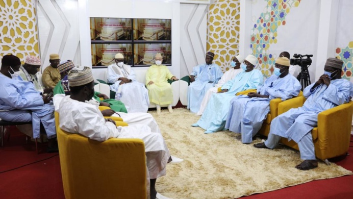 PHOTOS ET VIDÉO: Plateau Spécial 40éme Edition Journées Cheikh, sous le Haut patronage du Roi Mouhammed VI - Les valeurs de paix, de tolérance et de cohabitation entre les peuples magnifiées PHOTOS ET VIDÉO: Plateau Spécial 40éme Edition Journées Cheikh, sous le Haut patronage du Roi Mouhammed VI - Les valeurs de paix, de tolérance et de cohabitation entre les peuples magnifiées