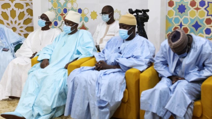 PHOTOS ET VIDÉO: Plateau Spécial 40éme Edition Journées Cheikh, sous le Haut patronage du Roi Mouhammed VI - Les valeurs de paix, de tolérance et de cohabitation entre les peuples magnifiées PHOTOS ET VIDÉO: Plateau Spécial 40éme Edition Journées Cheikh, sous le Haut patronage du Roi Mouhammed VI - Les valeurs de paix, de tolérance et de cohabitation entre les peuples magnifiées