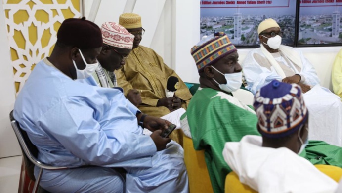 PHOTOS ET VIDÉO: Plateau Spécial 40éme Edition Journées Cheikh, sous le Haut patronage du Roi Mouhammed VI - Les valeurs de paix, de tolérance et de cohabitation entre les peuples magnifiées 