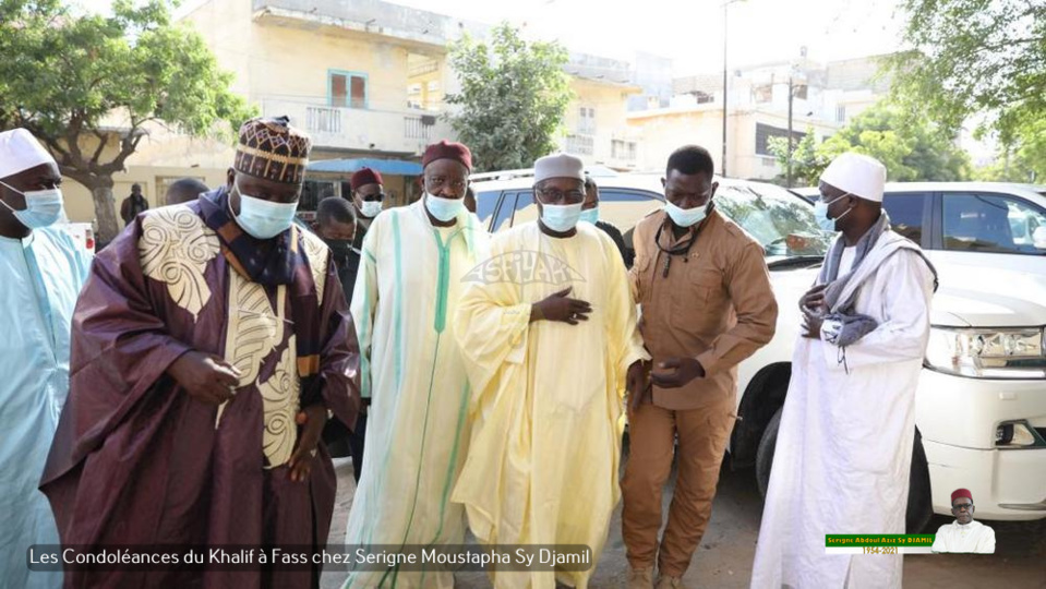 PHOTOS - FASS - Les Images des condoléances de Serigne Babacar Sy Mansour et de la famille Sy à la famille de Serigne Moustapha Sy Djamil suite au rappel à Dieu de Serigne Abdoul Aziz Sy Djamil 