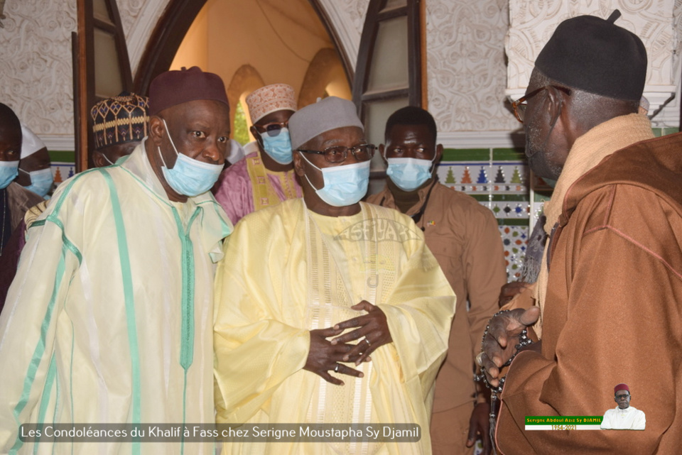 PHOTOS - FASS - Les Images des condoléances de Serigne Babacar Sy Mansour et de la famille Sy à la famille de Serigne Moustapha Sy Djamil suite au rappel à Dieu de Serigne Abdoul Aziz Sy Djamil 