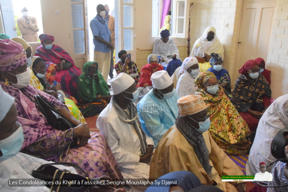 PHOTOS - FASS - Les Images des condoléances de Serigne Babacar Sy Mansour et de la famille Sy à la famille de Serigne Moustapha Sy Djamil suite au rappel à Dieu de Serigne Abdoul Aziz Sy Djamil 