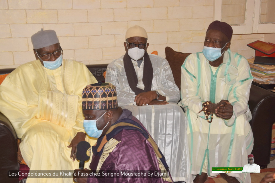 PHOTOS - FASS - Les Images des condoléances de Serigne Babacar Sy Mansour et de la famille Sy à la famille de Serigne Moustapha Sy Djamil suite au rappel à Dieu de Serigne Abdoul Aziz Sy Djamil 