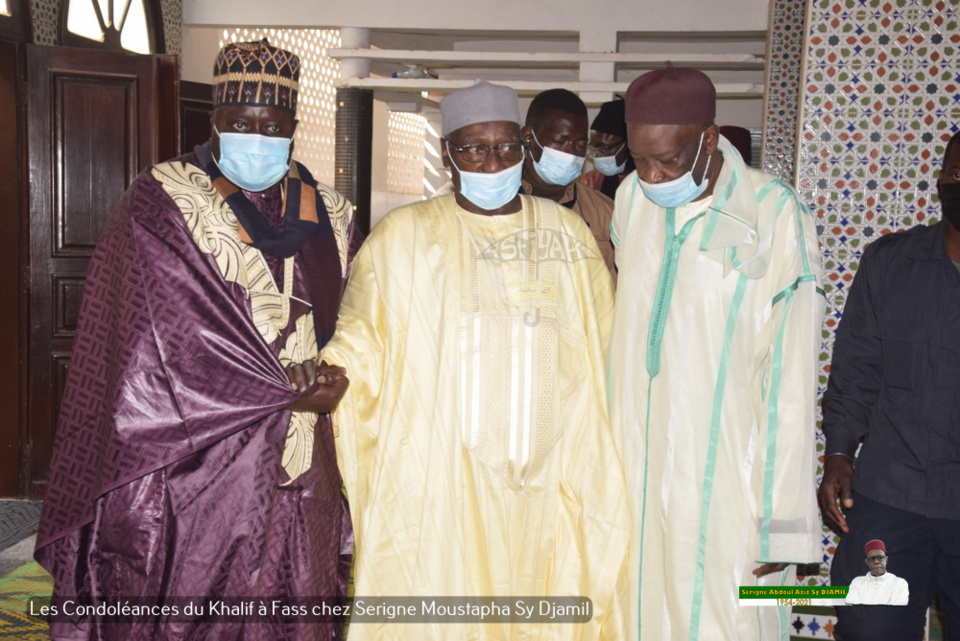 PHOTOS - FASS - Les Images des condoléances de Serigne Babacar Sy Mansour et de la famille Sy à la famille de Serigne Moustapha Sy Djamil suite au rappel à Dieu de Serigne Abdoul Aziz Sy Djamil 