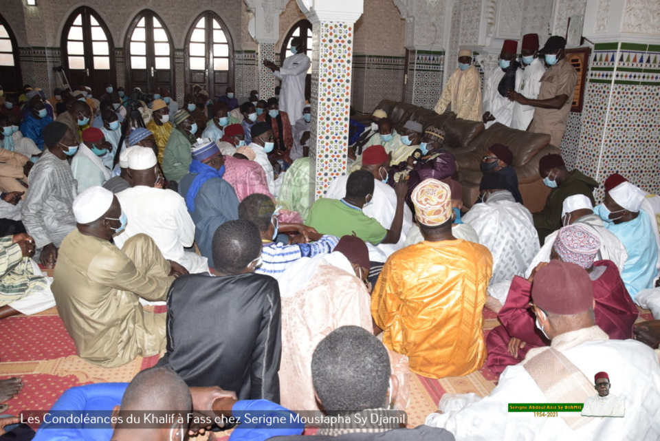 PHOTOS - FASS - Les Images des condoléances de Serigne Babacar Sy Mansour et de la famille Sy à la famille de Serigne Moustapha Sy Djamil suite au rappel à Dieu de Serigne Abdoul Aziz Sy Djamil 