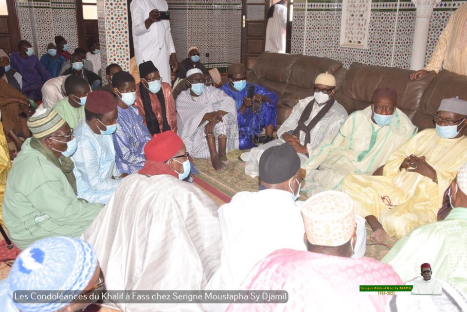 PHOTOS - FASS - Les Images des condoléances de Serigne Babacar Sy Mansour et de la famille Sy à la famille de Serigne Moustapha Sy Djamil suite au rappel à Dieu de Serigne Abdoul Aziz Sy Djamil 