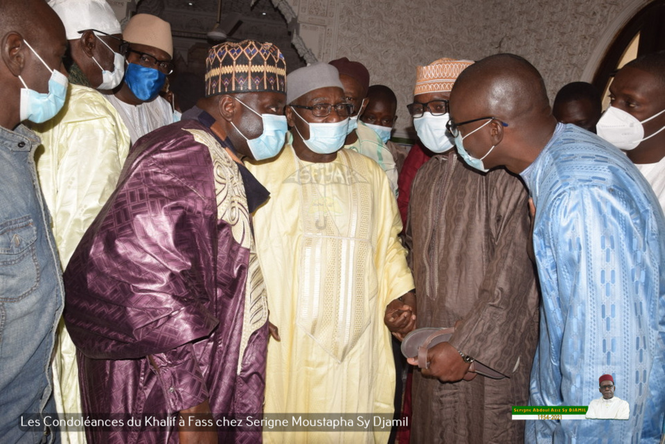 PHOTOS - FASS - Les Images des condoléances de Serigne Babacar Sy Mansour et de la famille Sy à la famille de Serigne Moustapha Sy Djamil suite au rappel à Dieu de Serigne Abdoul Aziz Sy Djamil 