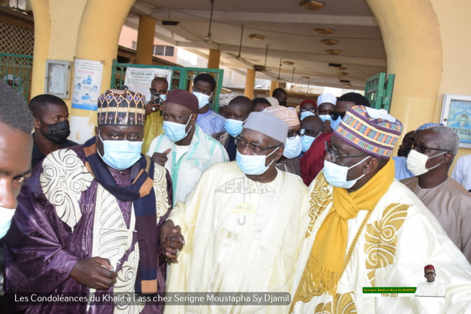 PHOTOS - FASS - Les Images des condoléances de Serigne Babacar Sy Mansour et de la famille Sy à la famille de Serigne Moustapha Sy Djamil suite au rappel à Dieu de Serigne Abdoul Aziz Sy Djamil 