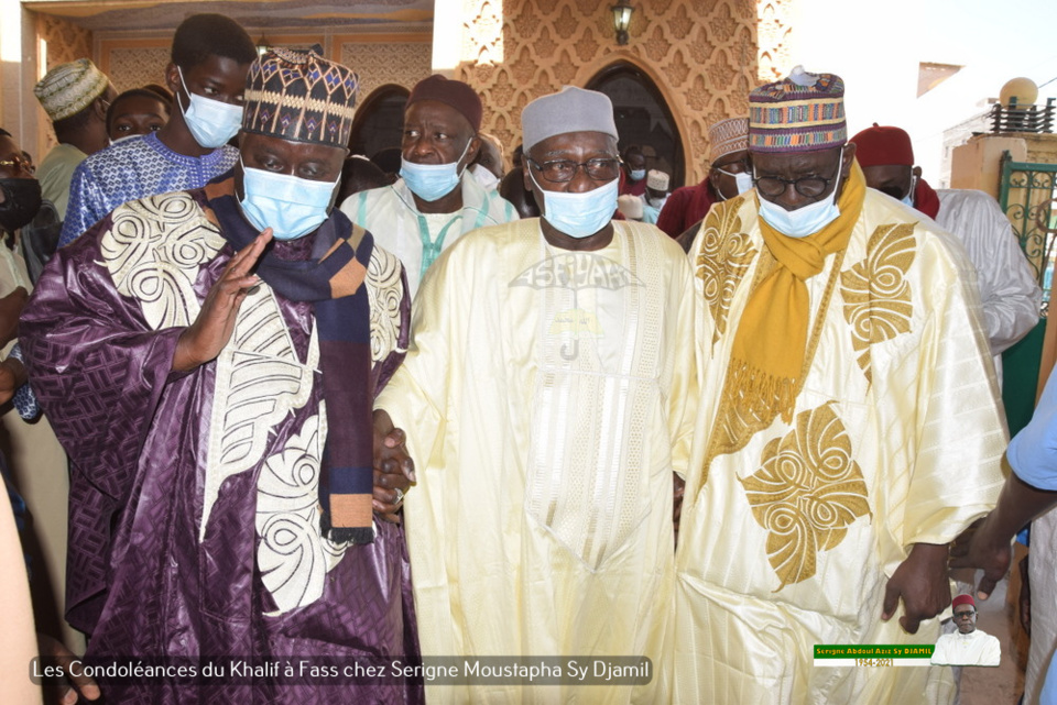 PHOTOS - FASS - Les Images des condoléances de Serigne Babacar Sy Mansour et de la famille Sy à la famille de Serigne Moustapha Sy Djamil suite au rappel à Dieu de Serigne Abdoul Aziz Sy Djamil 