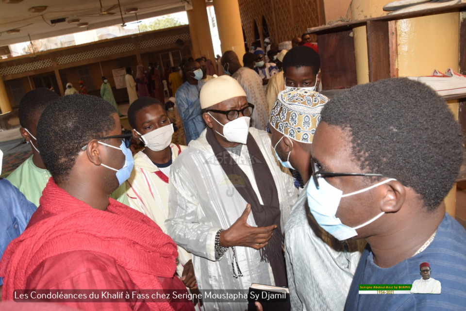 PHOTOS - FASS - Les Images des condoléances de Serigne Babacar Sy Mansour et de la famille Sy à la famille de Serigne Moustapha Sy Djamil suite au rappel à Dieu de Serigne Abdoul Aziz Sy Djamil 