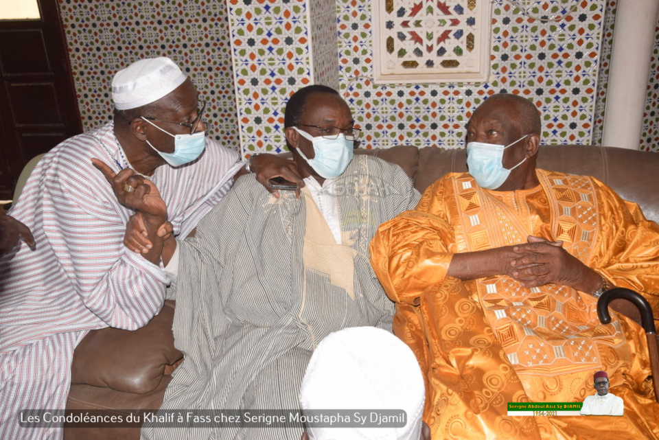 PHOTOS - FASS - Les Images des condoléances de Serigne Babacar Sy Mansour et de la famille Sy à la famille de Serigne Moustapha Sy Djamil suite au rappel à Dieu de Serigne Abdoul Aziz Sy Djamil 