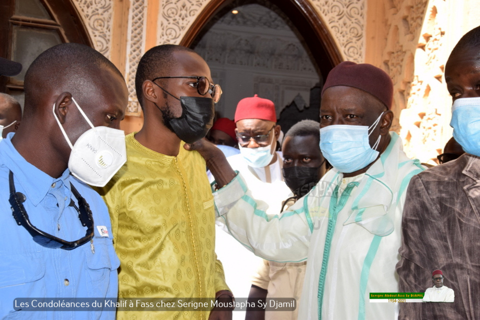 PHOTOS - FASS - Les Images des condoléances de Serigne Babacar Sy Mansour et de la famille Sy à la famille de Serigne Moustapha Sy Djamil suite au rappel à Dieu de Serigne Abdoul Aziz Sy Djamil 