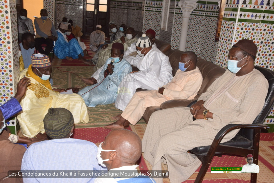 PHOTOS - FASS - Les Images des condoléances de Serigne Babacar Sy Mansour et de la famille Sy à la famille de Serigne Moustapha Sy Djamil suite au rappel à Dieu de Serigne Abdoul Aziz Sy Djamil 