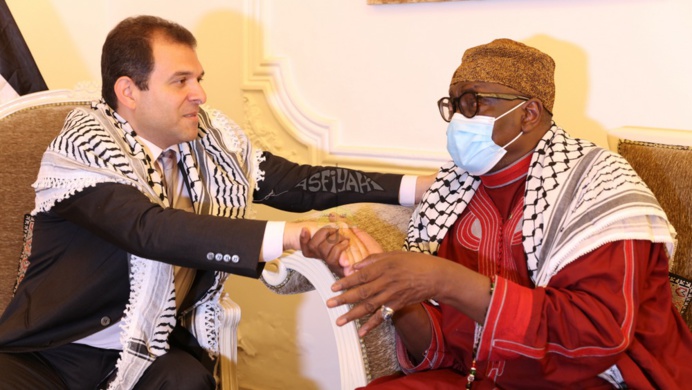 VIDEO PHOTOS - SOUTIEN DE TIVAOUANE À LA PALESTINE: Le Film de la reception de la Delegation du Khalif Serigne babacar Sy Mansour par son excellence Safwat Ibraghith VIDEO PHOTOS - SOUTIEN DE TIVAOUANE À LA PALESTINE: Le Film de la reception de la Delegation du Khalif Serigne babacar Sy Mansour par son excellence Safwat Ibraghith
