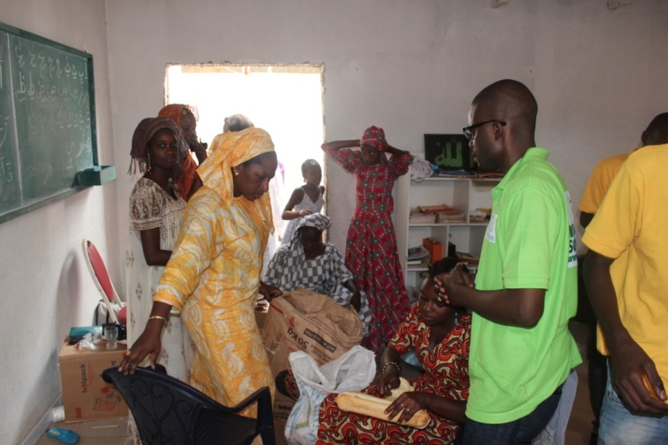PHOTOS - NDOGOU DE SOLIDARITE DU 19 JUILLET 2013 : Etape Hôpital Dantec & Prison Cap Manuel (Dakar Plateau)