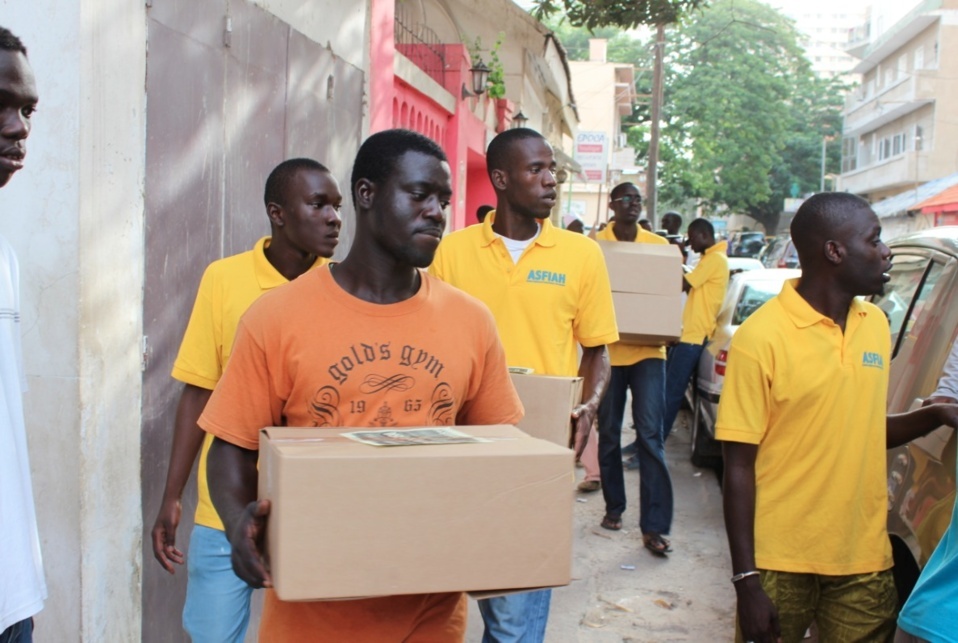PHOTOS - NDOGOU DE SOLIDARITE DU 19 JUILLET 2013 : Etape Hôpital Dantec & Prison Cap Manuel (Dakar Plateau)