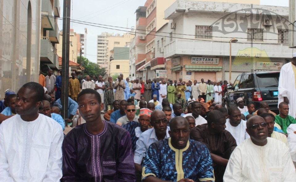 PHOTOS - Prière Aïd El Fitr (Korité) à la Zawiya El Hadj Malick Sy de Dakar 