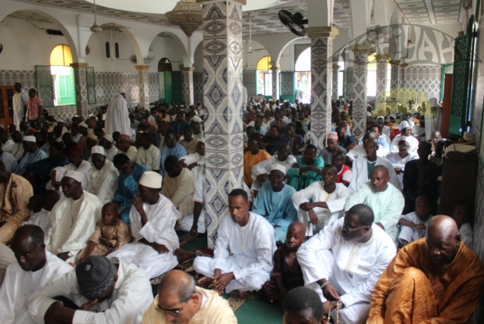 PHOTOS - Prière Aïd El Fitr (Korité) à la Zawiya El Hadj Malick Sy de Dakar 