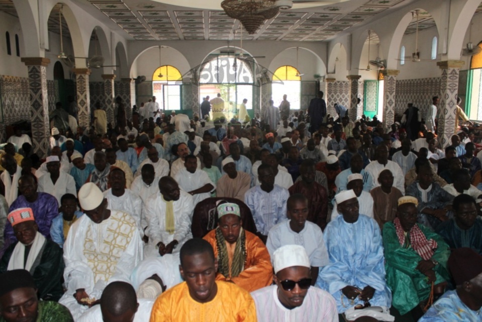 PHOTOS - Prière Aïd El Fitr (Korité) à la Zawiya El Hadj Malick Sy de Dakar 