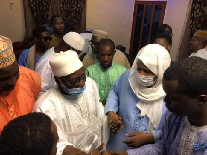 LOUGA - Serigne Babacar Sy Mansour présente ses condoléances à Thierno Cheikh Oumar Tall. LOUGA - Serigne Babacar Sy Mansour présente ses condoléances à Thierno Cheikh Oumar Tall.